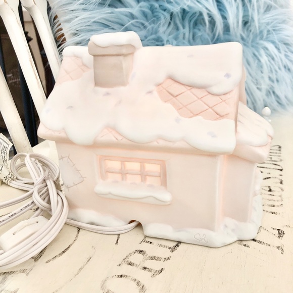 Precious Moments, Lighted Post Office, Vintage 1998, Very Nice Condition - Picture 2 of 11